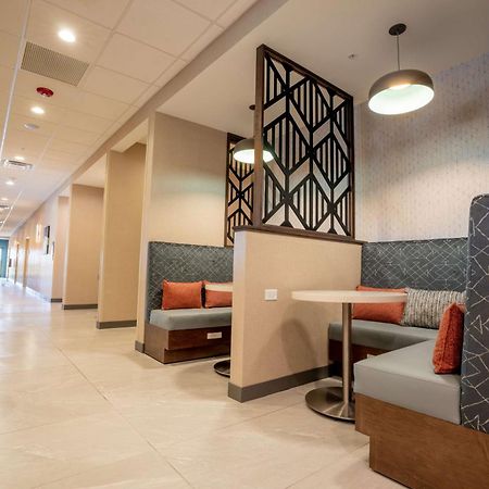 Hampton Inn By Hilton Huntley Chicago ภายนอก รูปภาพ