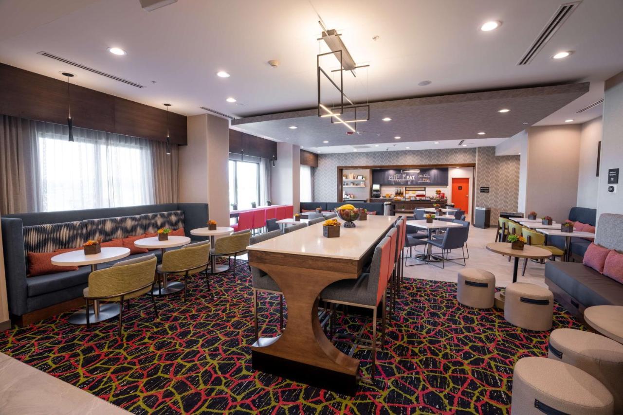 Hampton Inn By Hilton Huntley Chicago ภายนอก รูปภาพ