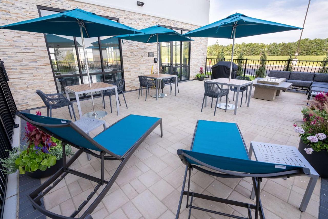 Hampton Inn By Hilton Huntley Chicago ภายนอก รูปภาพ