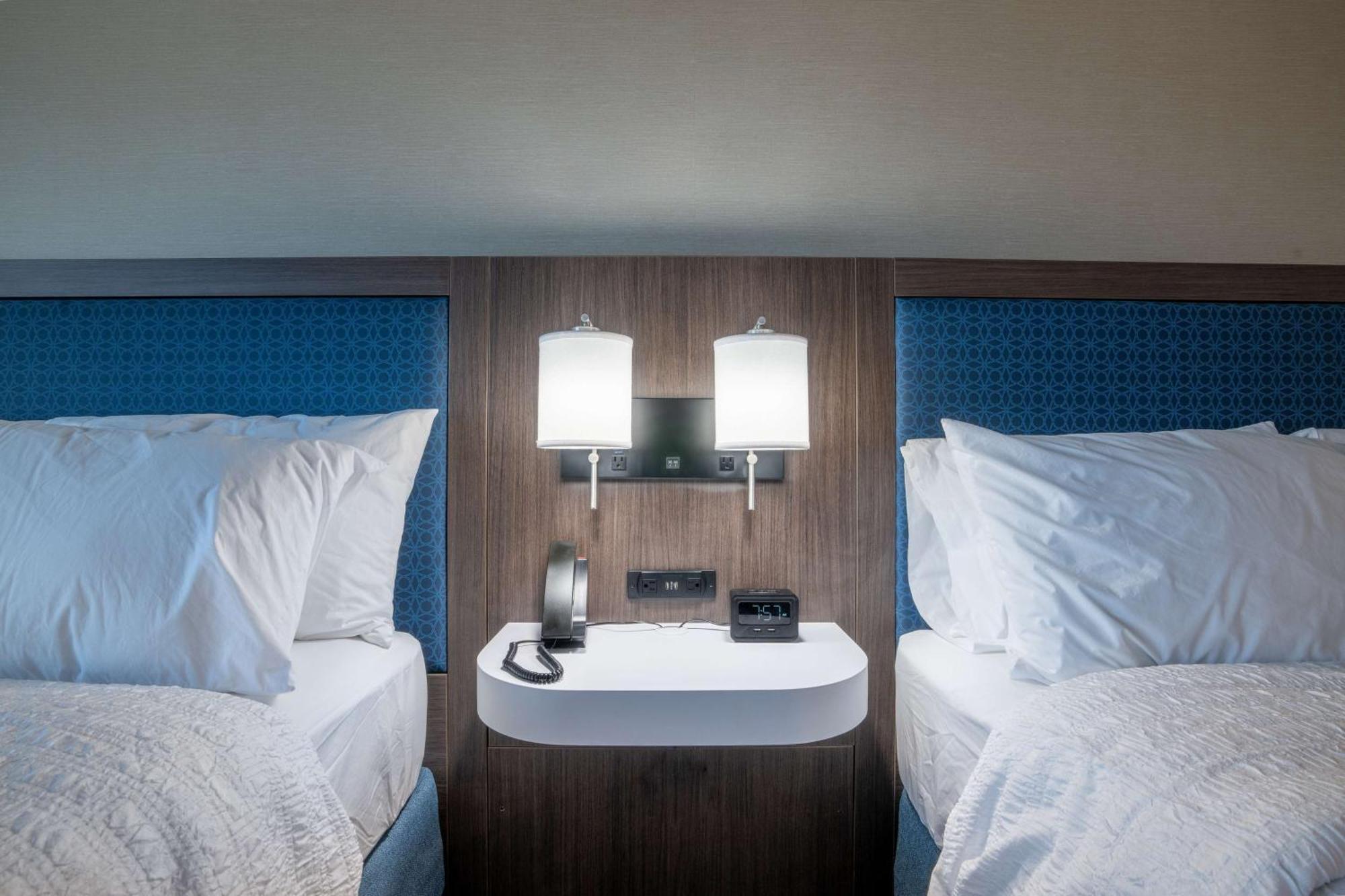 Hampton Inn By Hilton Huntley Chicago ภายนอก รูปภาพ